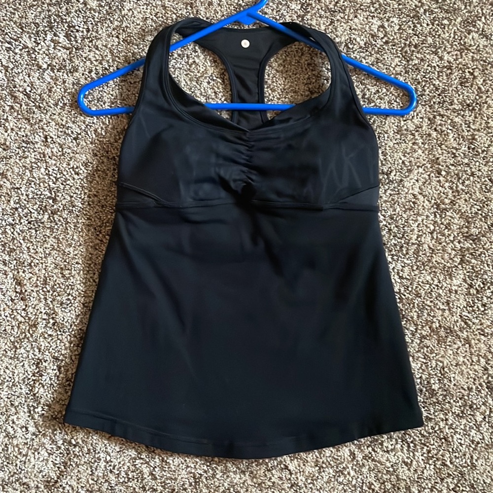 Lululemon tank top size 6